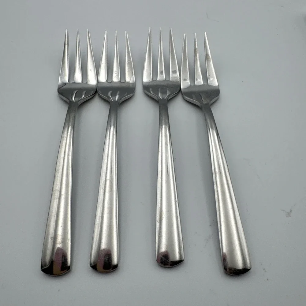 ONEIDA Aptitude Shrimp Cocktail Fork 4pc Set Silver Stainless Steel Solid Handle